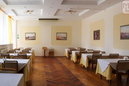 Центральный вход в санаторий